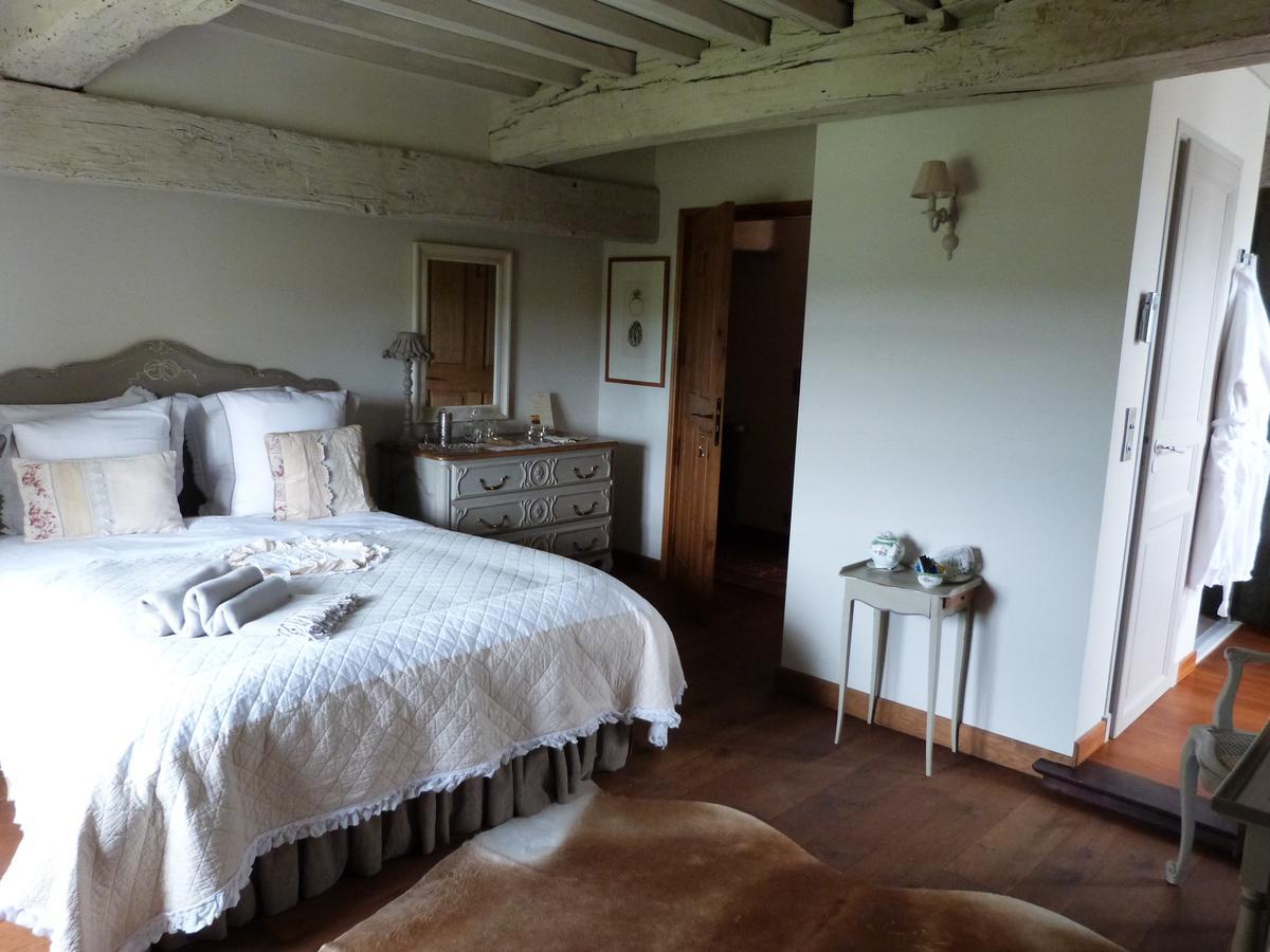 Le Manoir De Beauregard Bed & Breakfast Clermont-de-Beauregard Exterior photo